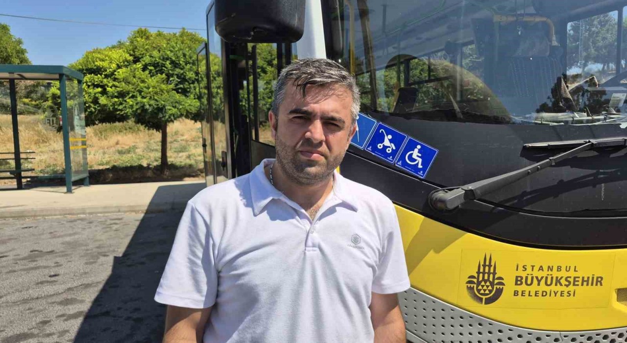 Beylikdüzünde İETT şoförü, fenalaşan yolcusunu hastaneye yetiştirdi