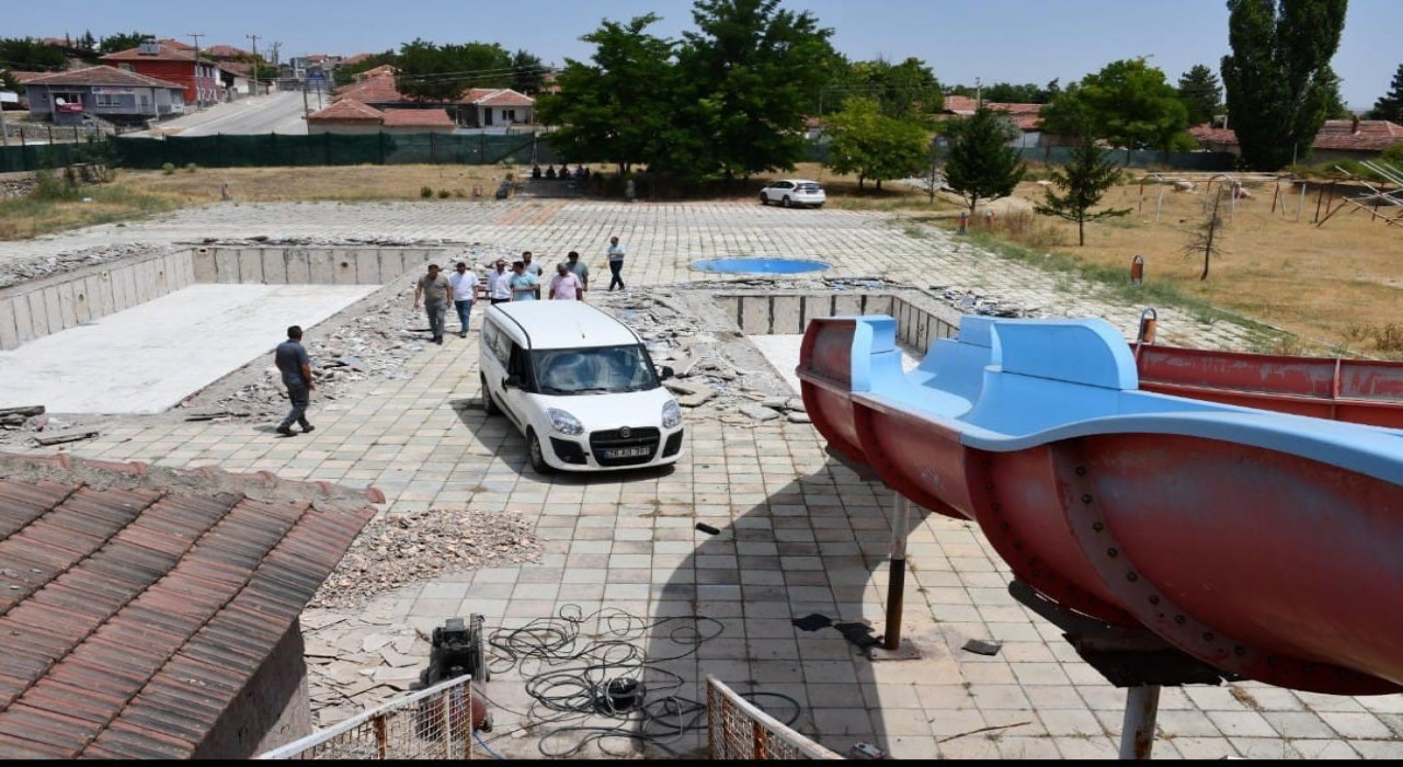 Beylikovada atıl kalan Aquapark yeniden hayat buluyor