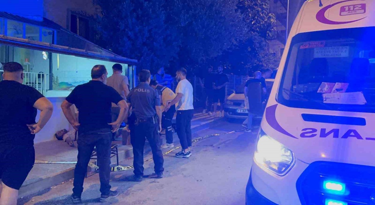 Bilecikte bıçaklı kavga cinayetle bitti: 1 ölü, 2 yaralı