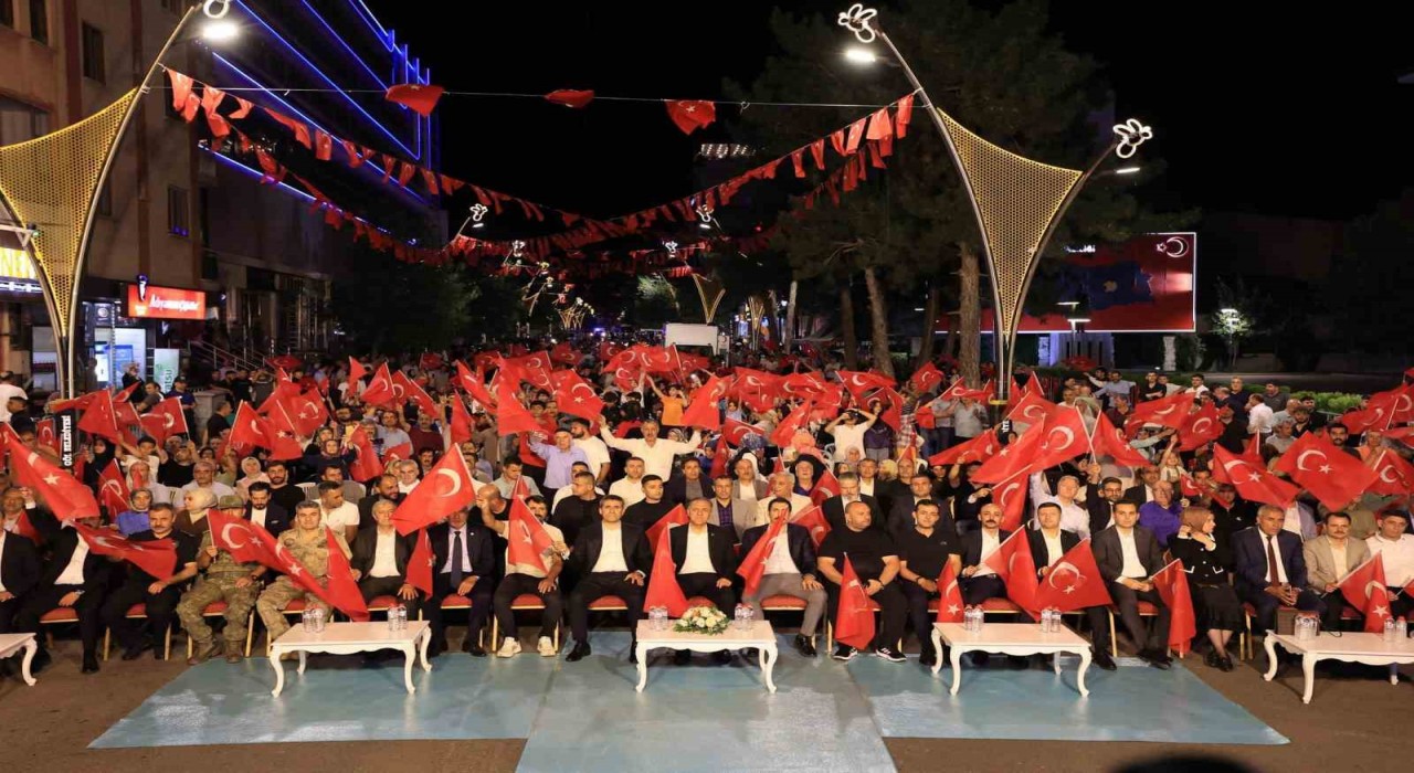 Bingölde 15 Temmuz Demokrasi ve Milli Birlik Günü
