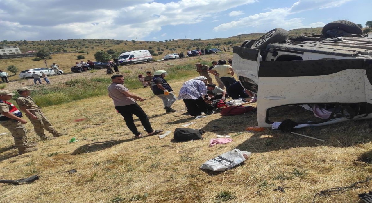 Karlıova’da feci kaza: 1 çocuk hayatını kaybetti