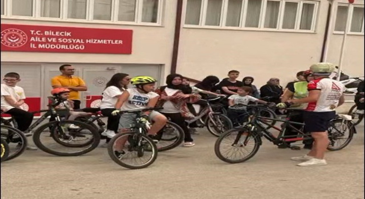 Bisiklet etkinliği Bilecikte yoğun ilgi gördü