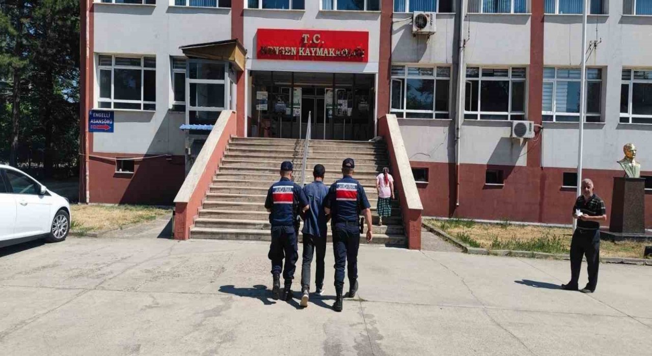 Boluda farklı suçlardan aranan 5 kişi tutuklandı