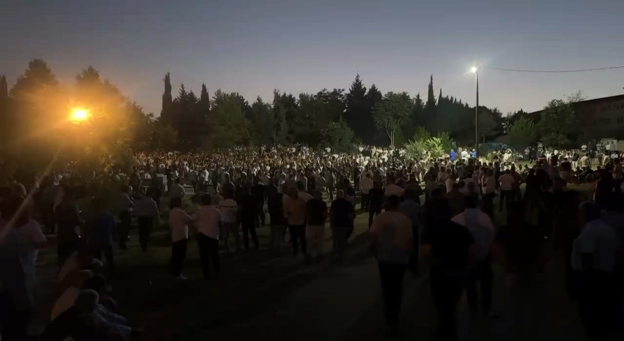 Bursada 3. kattan düşerek hayatını kaybeden inşaat işçisi toprağa verildi