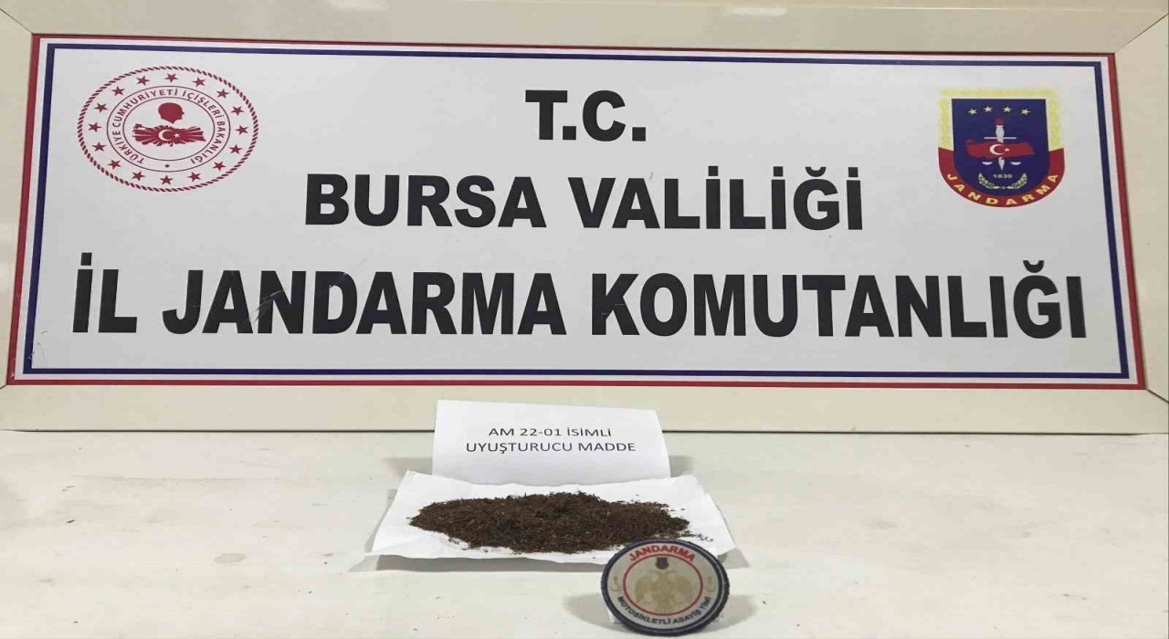 Bursada uyuşturucu taciri kıskıvrak yakalandı