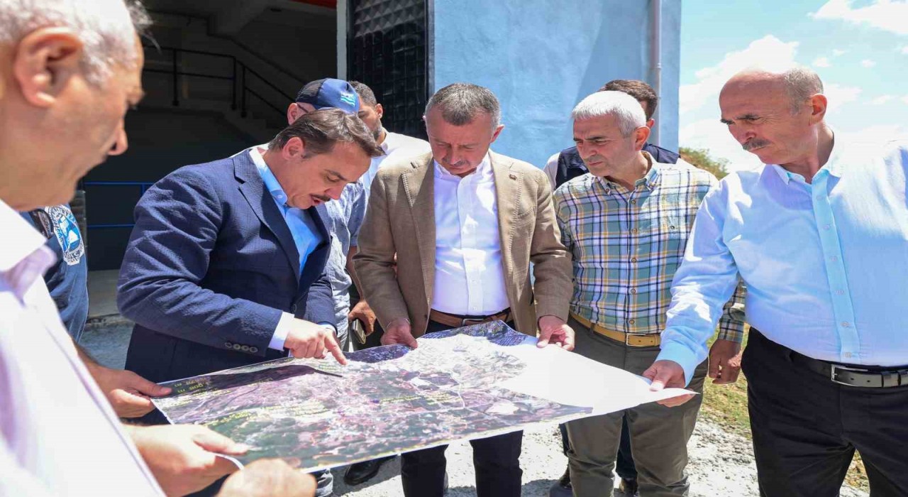 Büyükakın, Cumaköy ve Ovacıktaki altyapı çalışmalarını inceledi