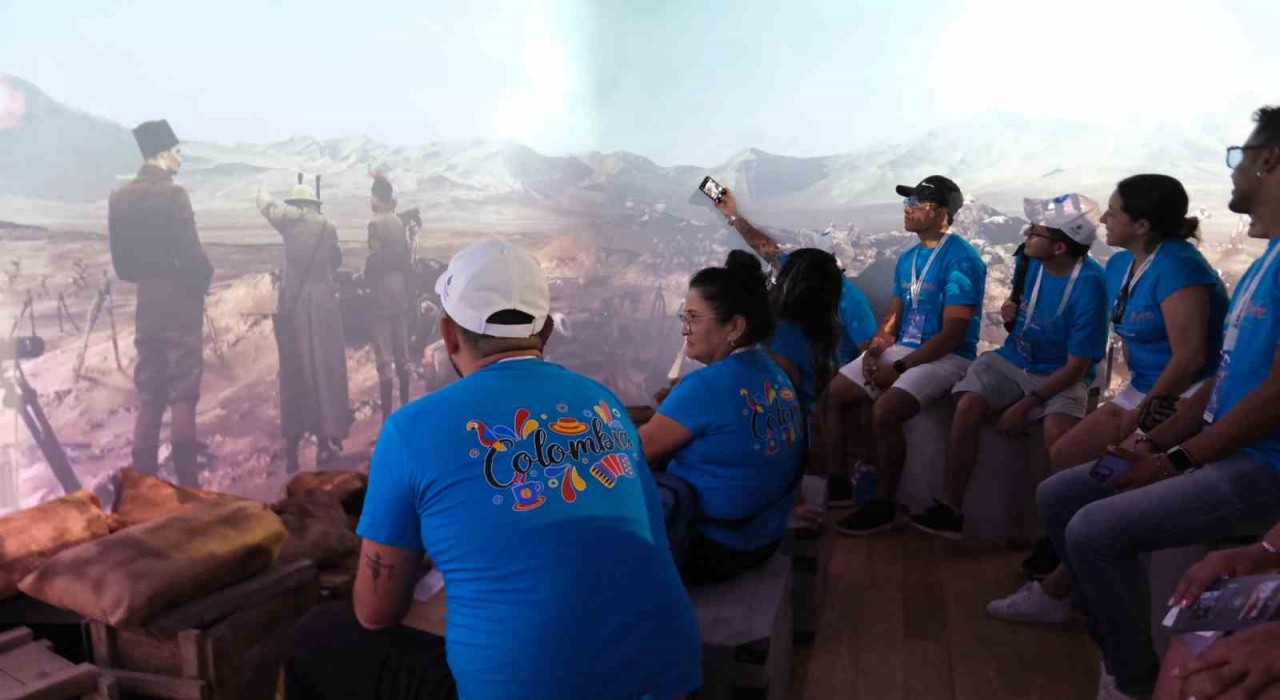 Büyükçekmece Kültür ve Sanat Festivalinde 55 ülkeden 600 sanat elçisi tarihi ve kültürel değerleri tanıma fırsatı buldu