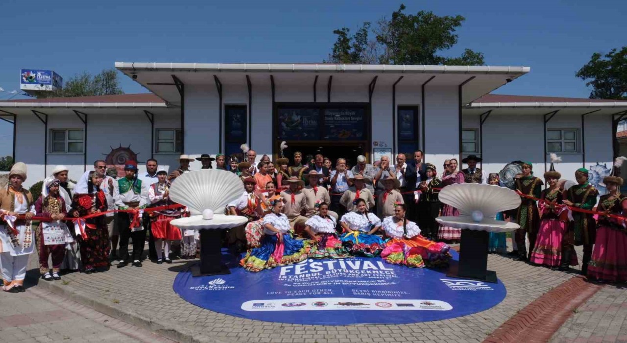 Büyükçekmecede dünyanın dört bir yanından gelen zanaatkarlar buluştu