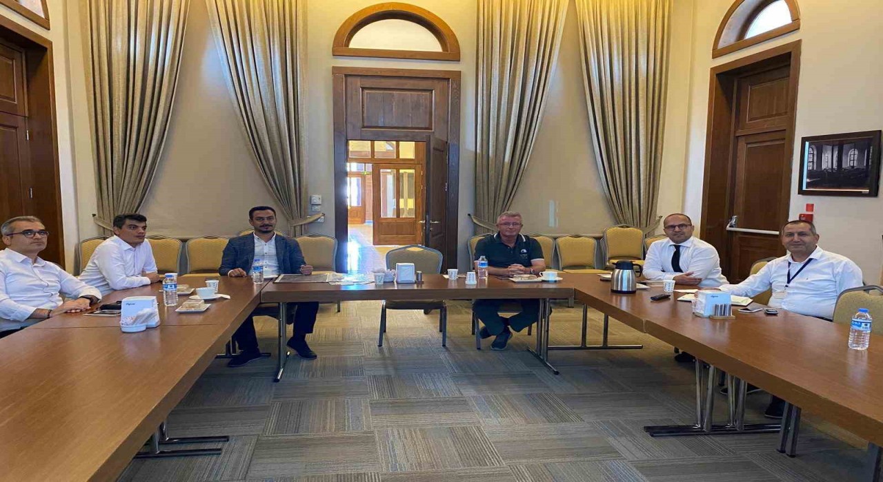Büyükşehirden Acıbadem Hastanesinde ‘Kartal Kavşağı toplantısı