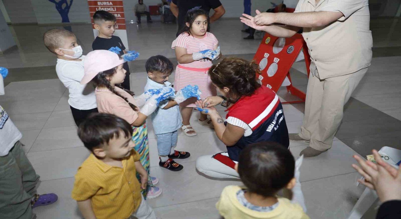 Büyükşehirden lösemi tedavisi gören çocuklara moral