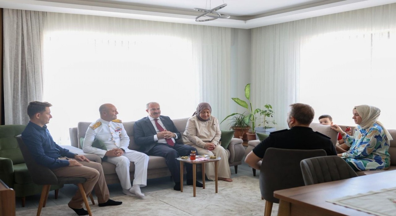 Çanakkale Valisi Toramandan 15 Temmuz yıl dönümünde anlamlı ziyaret