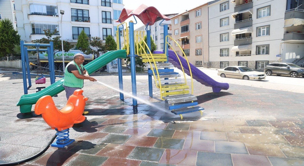 Canikte bakımlı ve temiz parklar