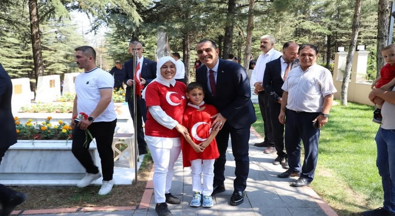 Çankırıda ‘15 Temmuz Demokrasi ve Milli Birlik Gününde şehitler anıldı