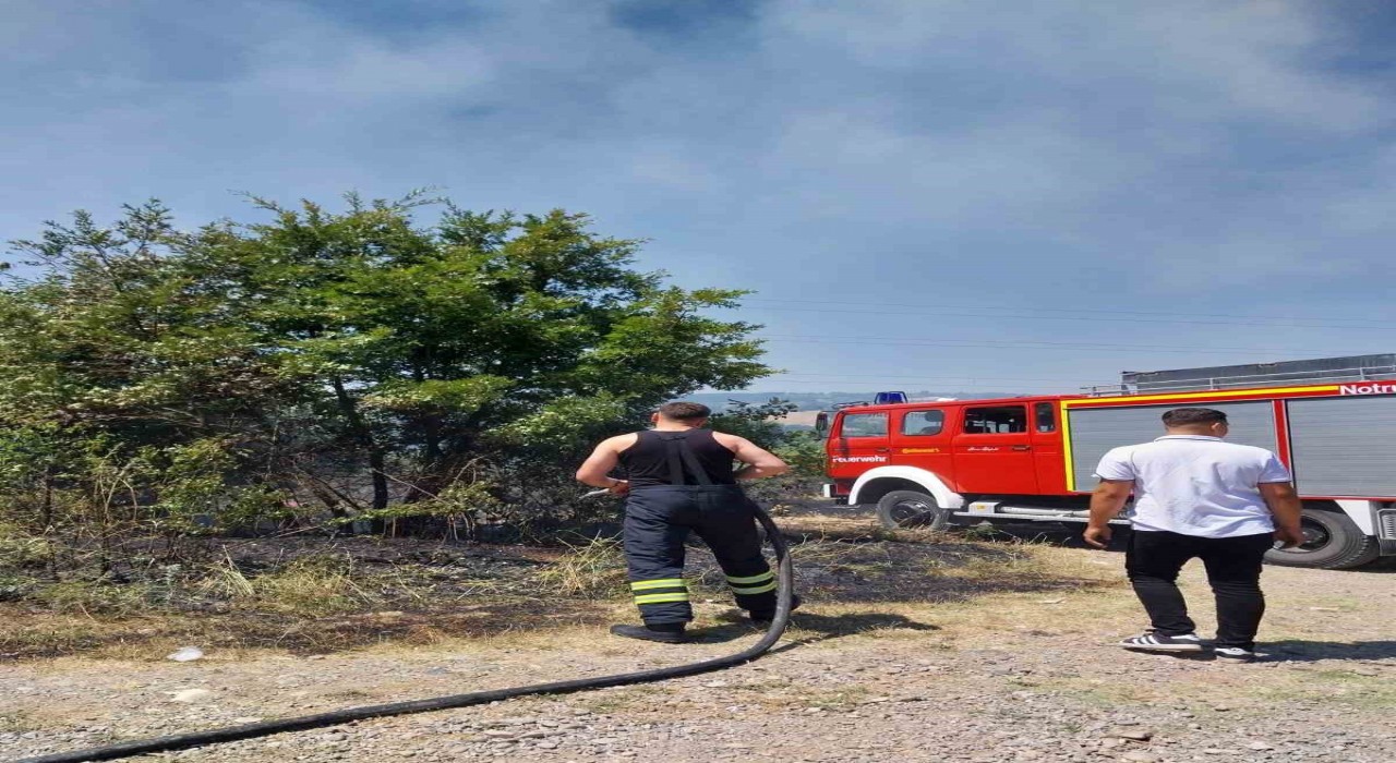 Çaycumada çıkan orman yangını korkuttu