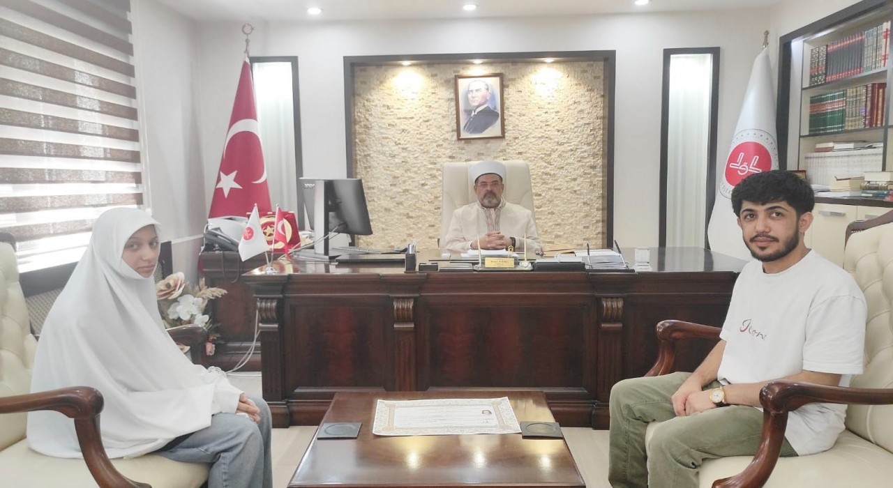 Çek asıllı kadın Batmanda müslüman oldu