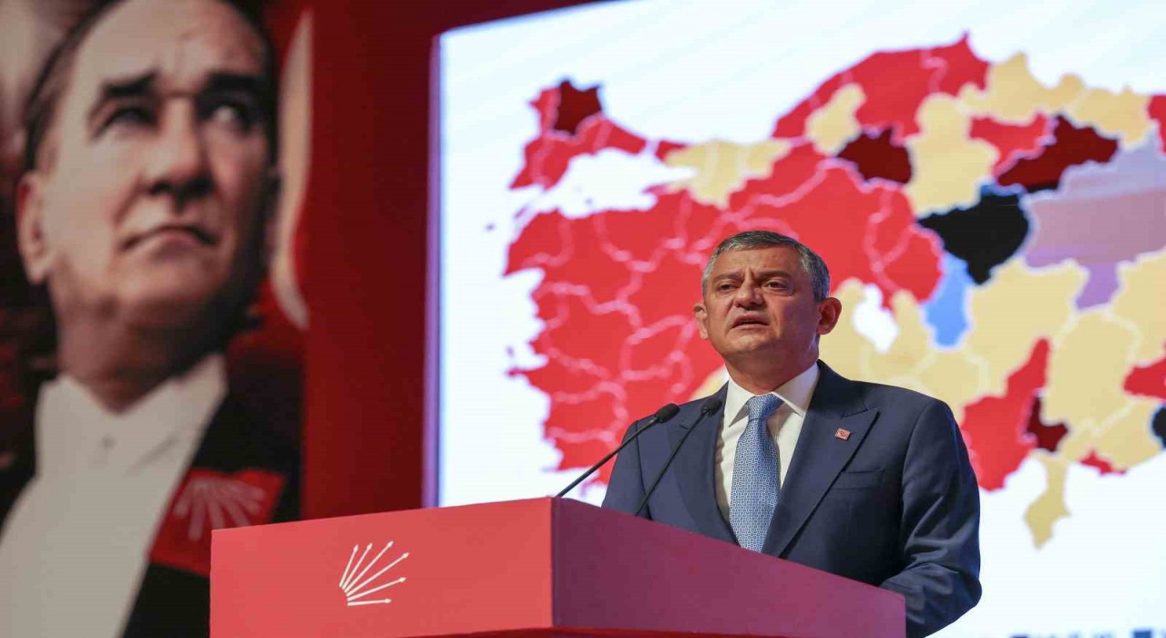 CHP Genel Başkanı Özel, 100 Karası programına katıldı