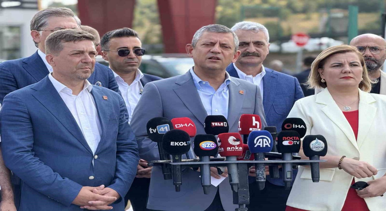 CHP Genel Başkanı Özel: Bir siyasi parti genel başkanının başka bir siyasi parti genel başkanını ziyaret etmesi ayıplanamaz