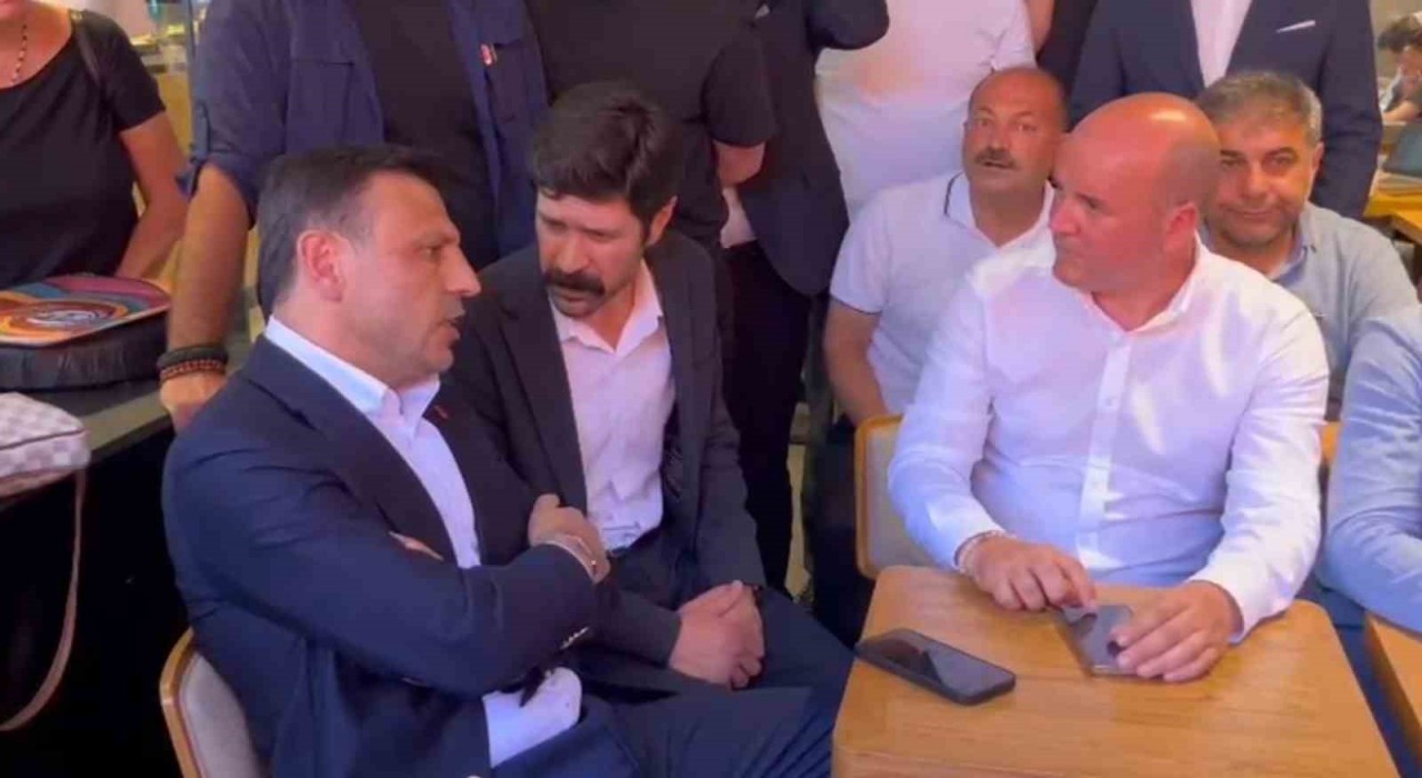 CHP İstanbul İl Başkanı Çelik, İstanbul Adalet Sarayına geldi