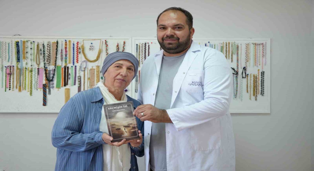 Çocukluk hayali olan yazarlığa 55 yaşında kavuştu