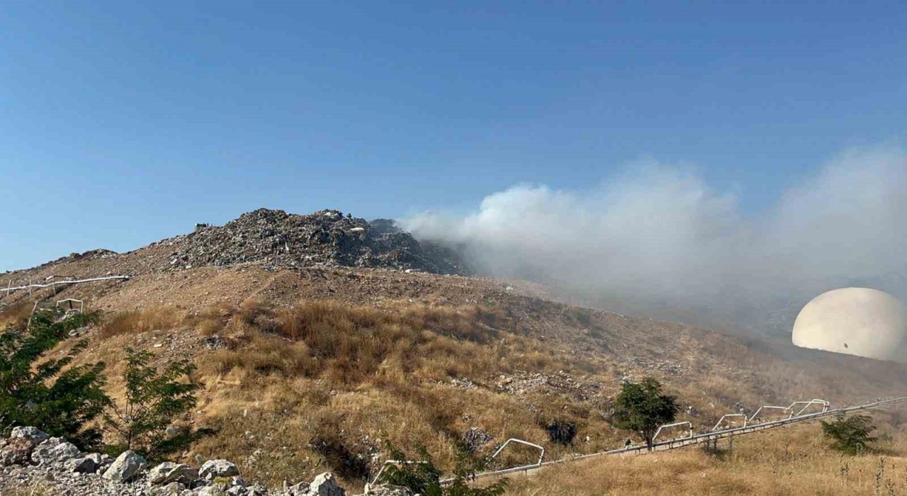 Çöplük yangını kontrol altına alındı