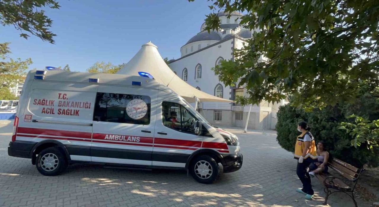 Çorluda motosiklet çocuğa çarptı, sürücü kaçtı