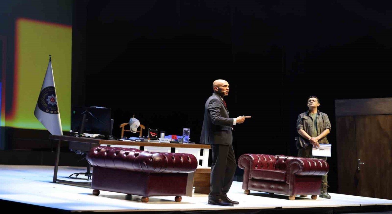 Cumhurbaşkanı Erdoğan, En Uzun Gece destanının ilk temsiline katıldı