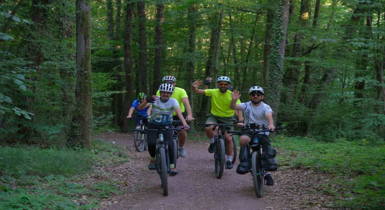 Dağ bisikleti tutkunları Ormanyada buluştu