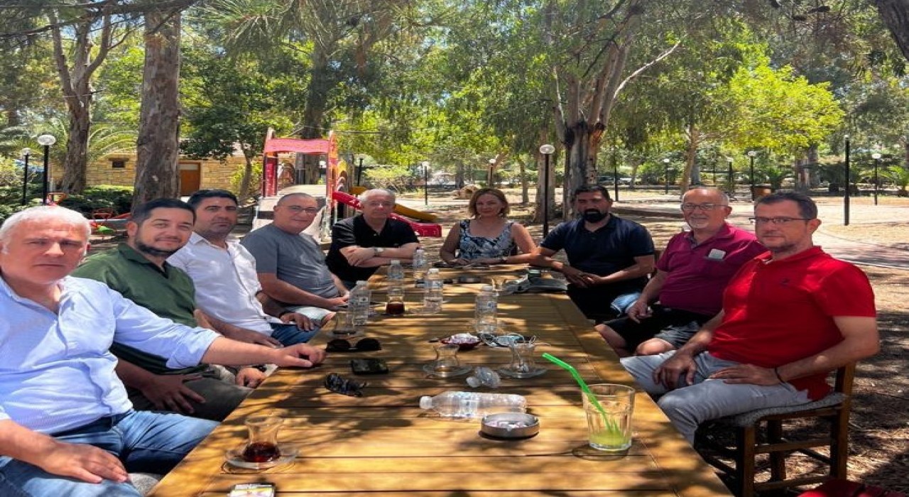 Datçada meclis üyeleri basın mensupları ile buluştu