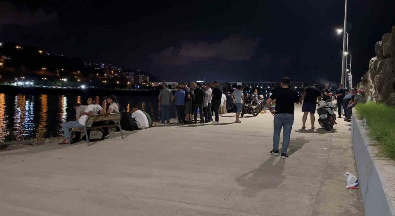 Denizde kaybolan şahsı arama çalışmaları devam ediyor