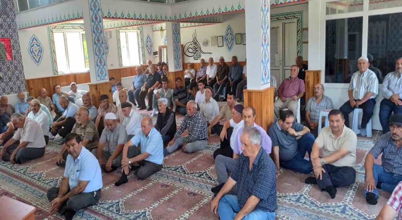 Devrekte vatandaşlar aşure programında bir araya geldiler