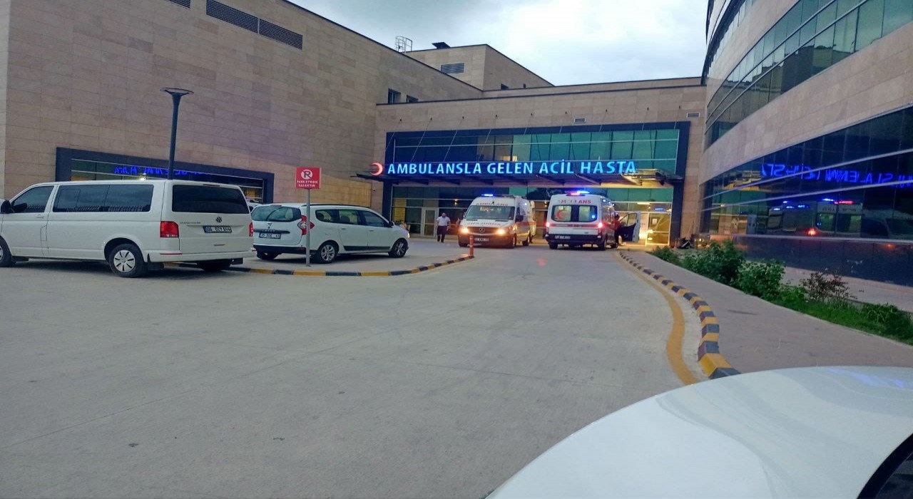 Devrilen vincin altında kalan işçi öldü