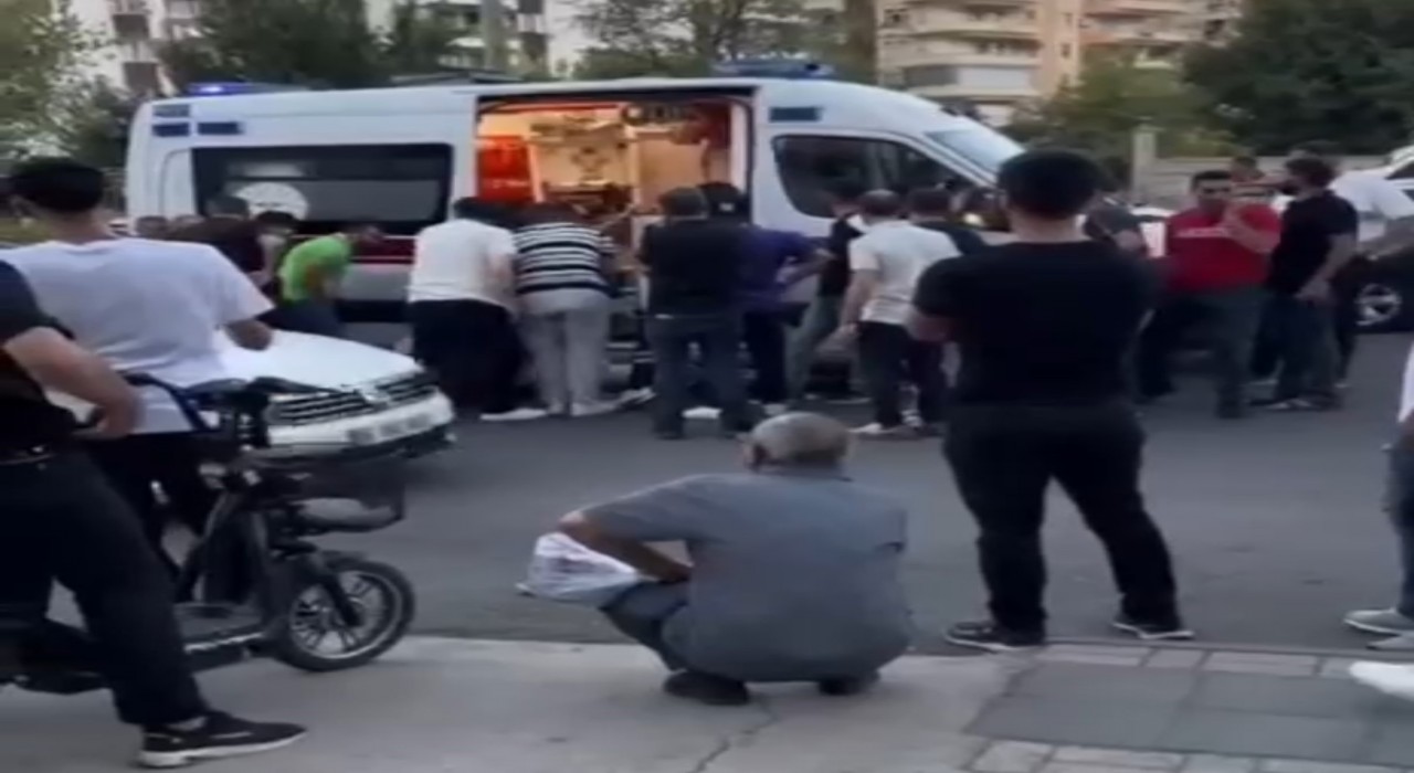 Diyarbakırda 2 kişinin öldüğü silahlı kavgada acı detay: Eşiyle çocuğunu parka götürürken kurşunların hedefi olmuş