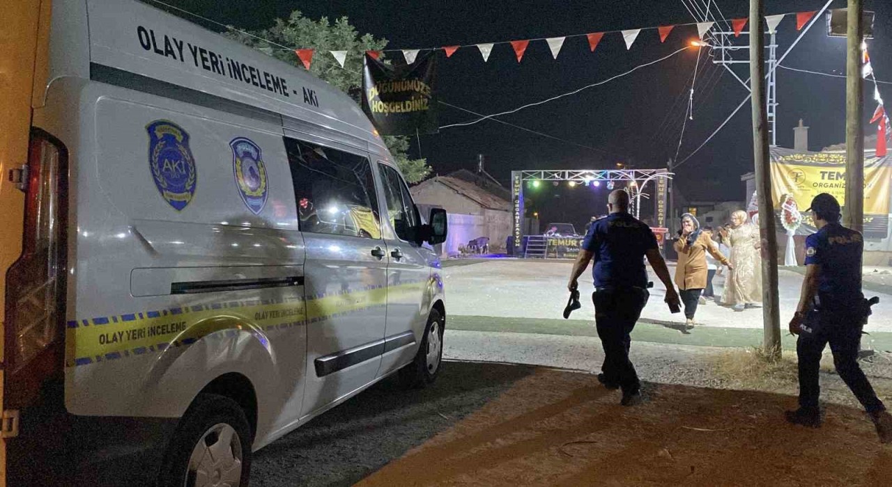 Düğünde ateşlenen tüfekten çıkan saçmalar 2 kişiyi yaraladı