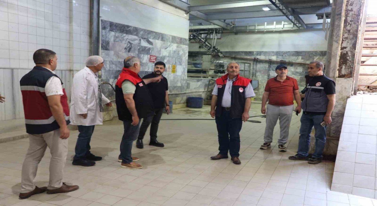 Elazığda kırmızı et kesimhaneleri denetlendi