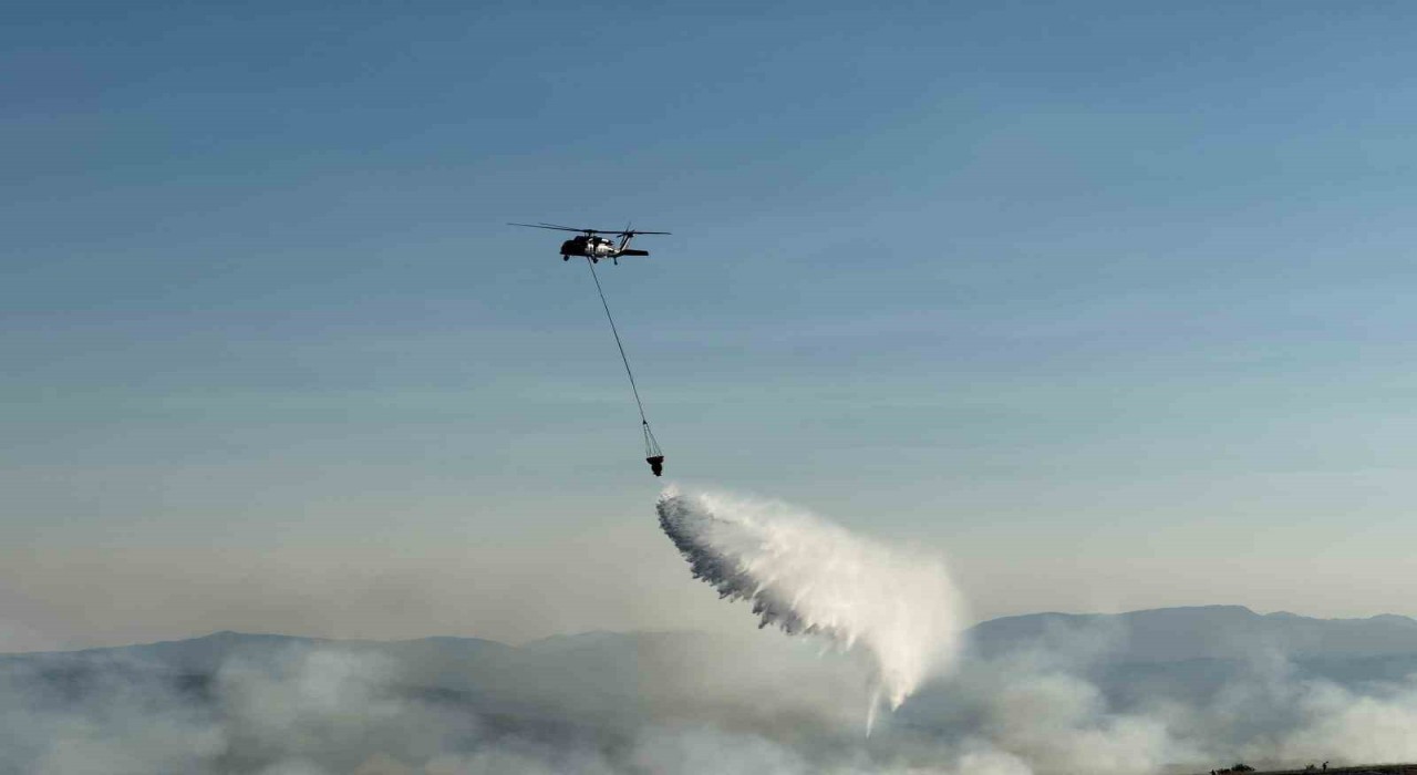Elazığda örtü yangınında 500 dönüm alan zarar gördü