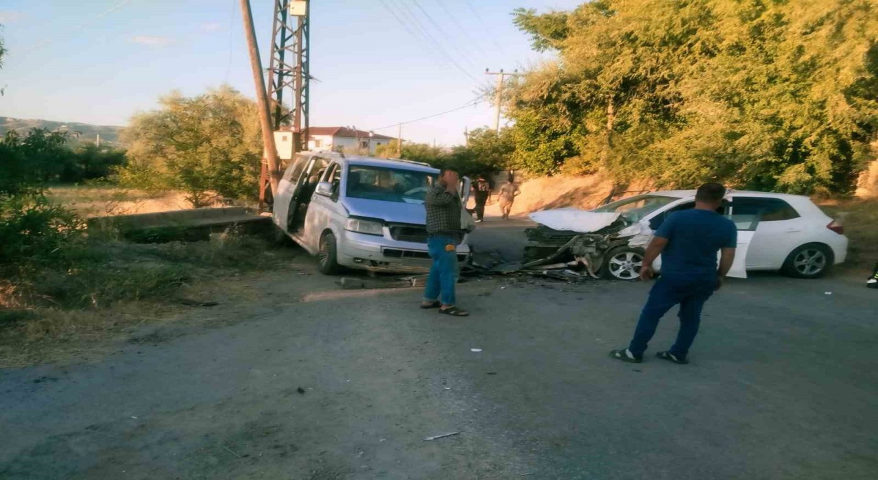 Elazığda trafik kazası:1 yaralı