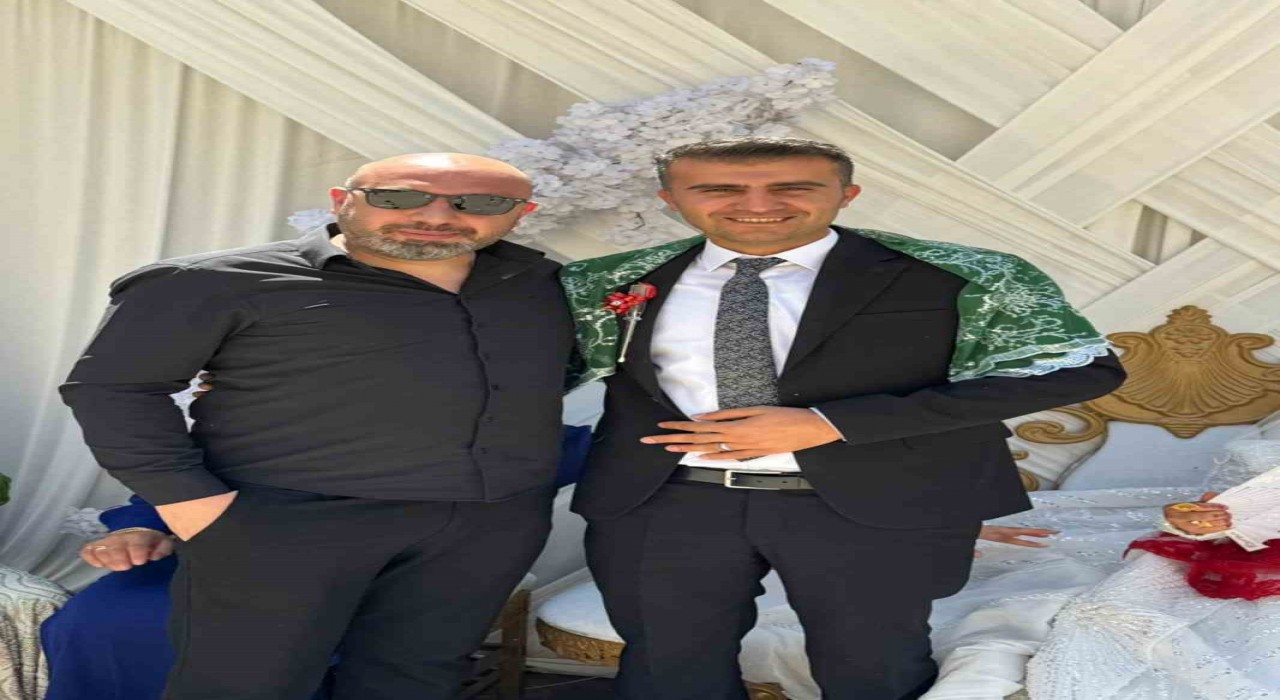 Elektrikçi damada düğünde kontrol kalemi hediye edildi