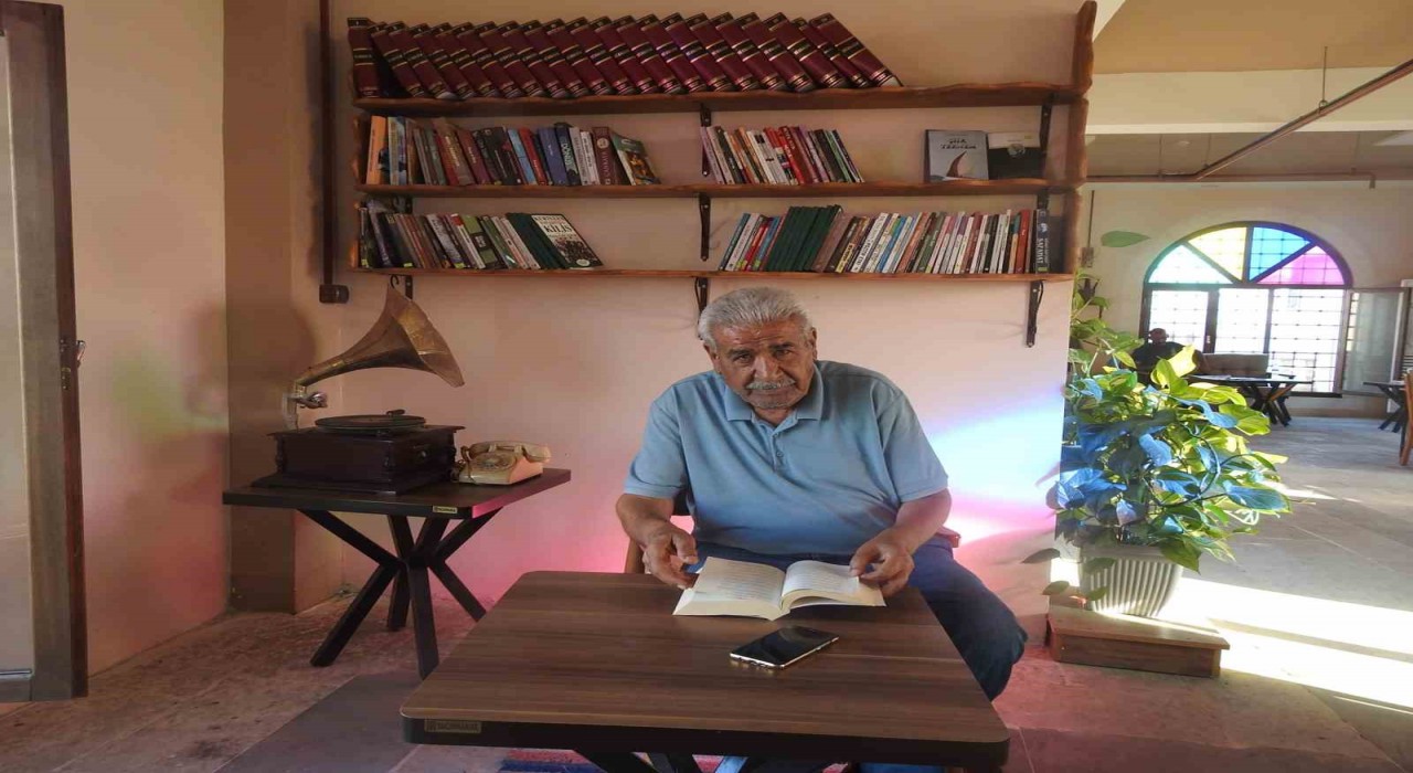 Emekliler Kıraathanesinde geçmişe yolculuk