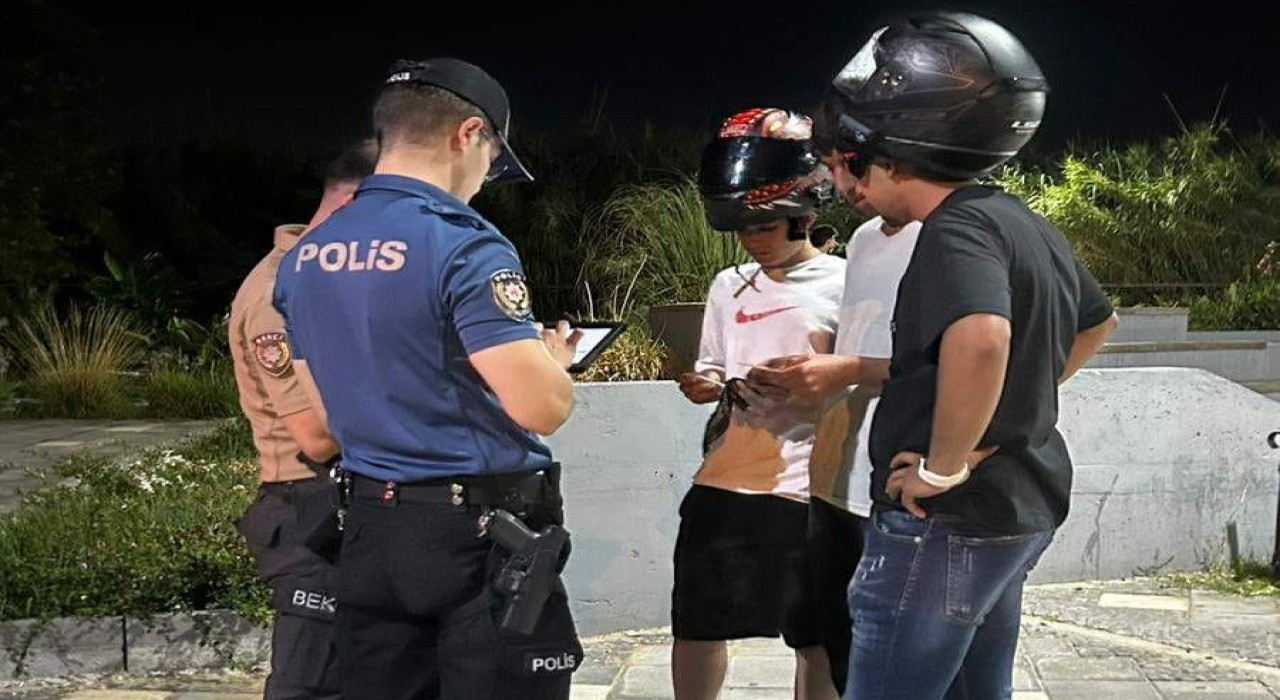 Emniyetten Yunusemre ilçesinde Huzur uygulaması