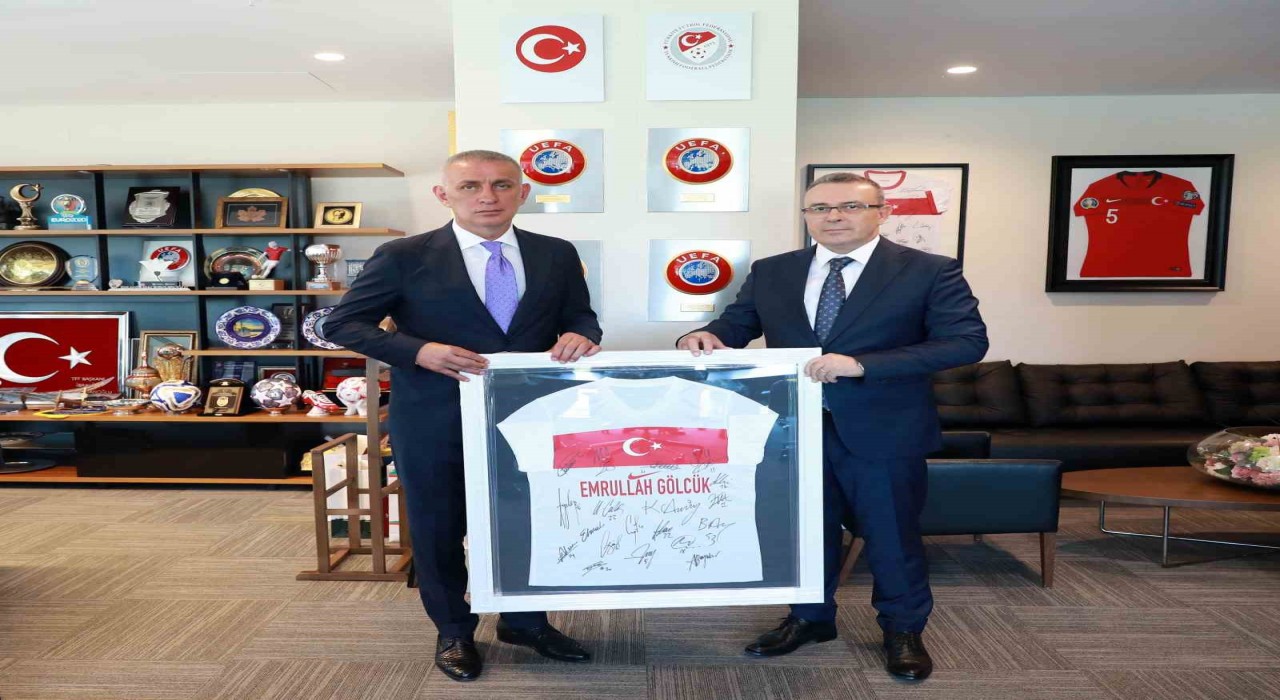 Emrullah Gölcükten TFF Başkanı Hacıosmanoğluna ziyaret