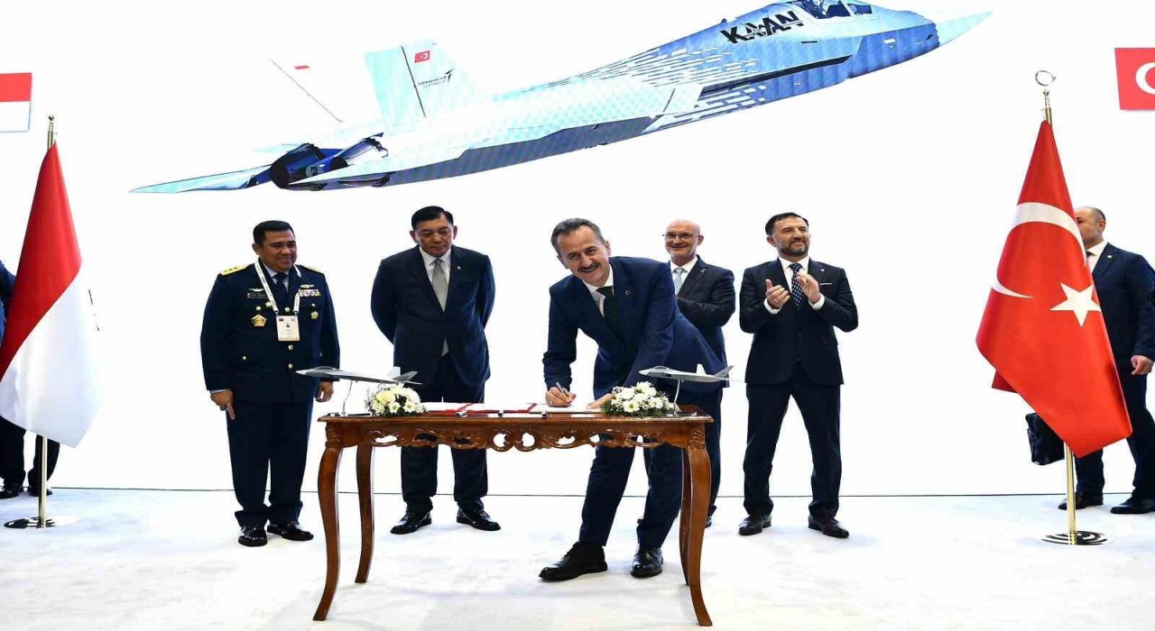 Endonezya, 48 adet Milli Muharip Uçak Kaanı satın almak için sözleşme imzaladı