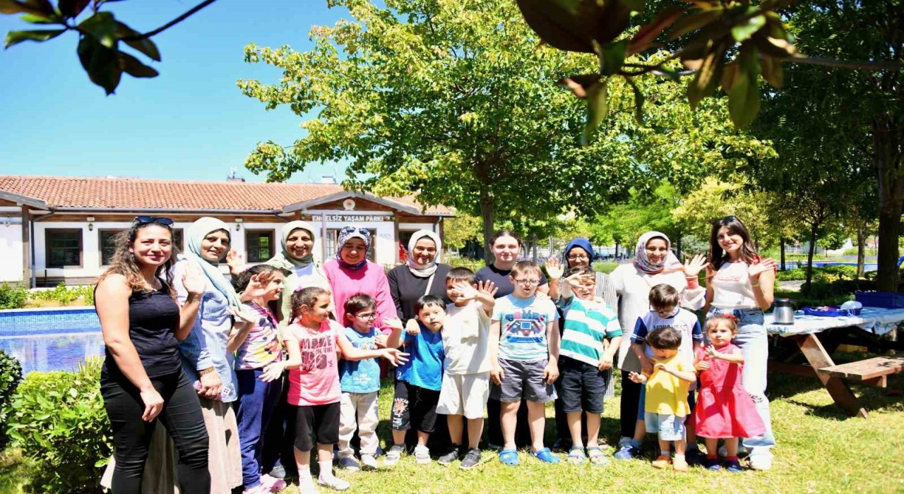 Engelsiz Yaşam Parkında özel çocuklara yaz atölyesi desteği