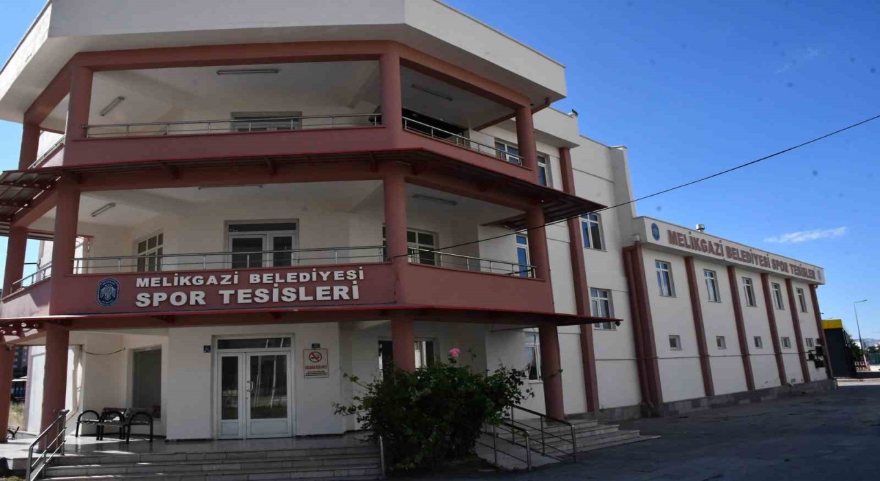 Erciyes 38 FKdan tesis teşekkürü