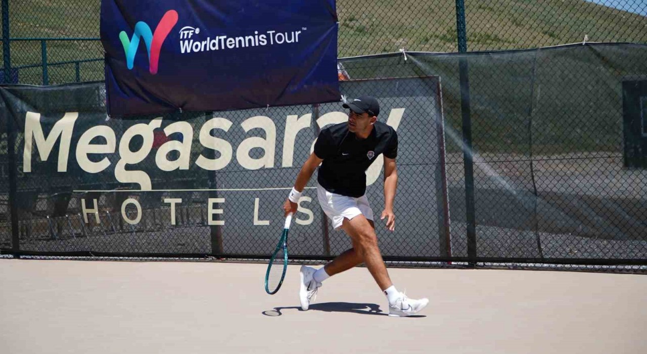 Erciyeste Dünya Tenis Turu tamamlandı