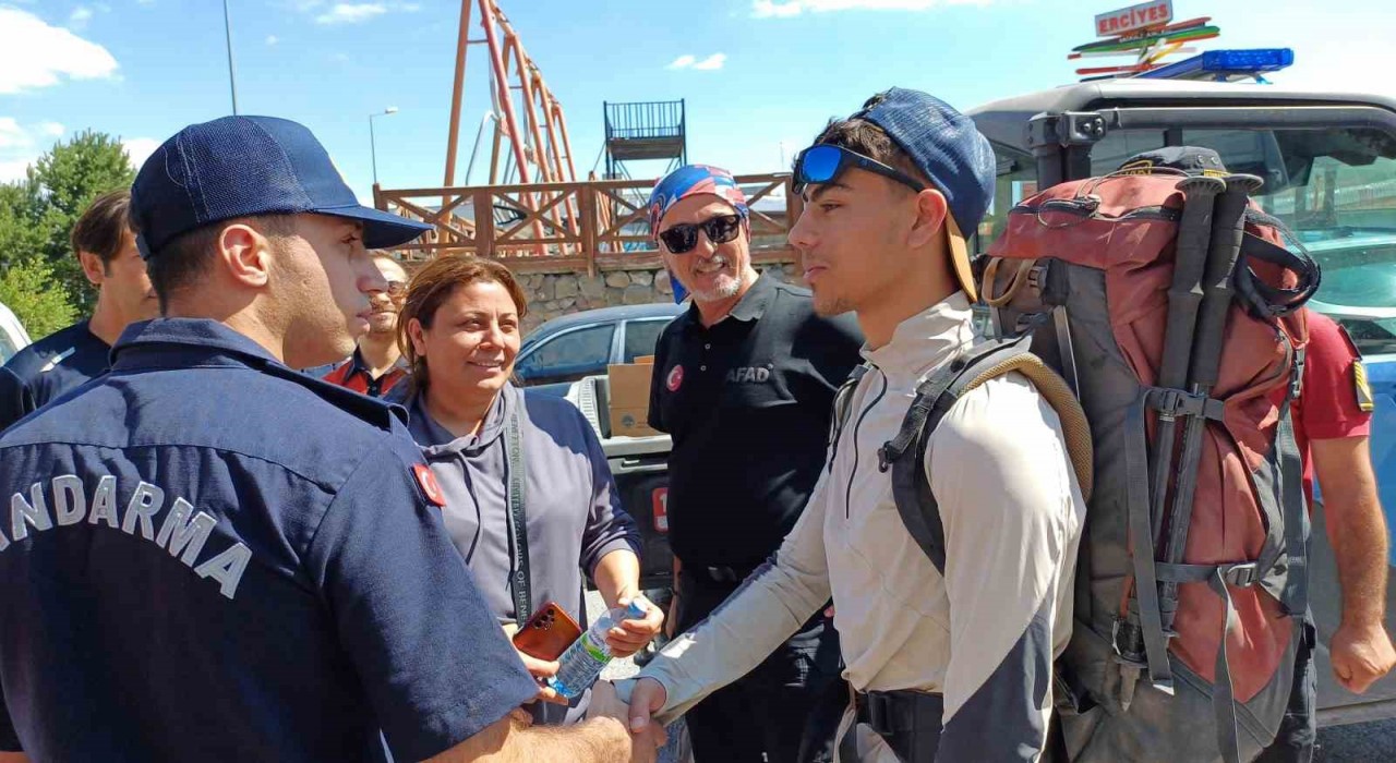 Erciyeste kendisinden haber alınamayan genç bulundu