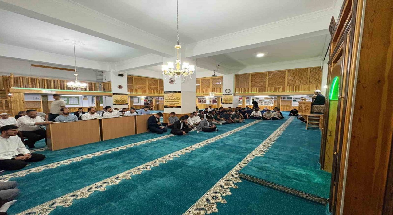 Erzincanda Kuran-ı Kerimi Güzel Okuma ve Etkili Hutbe Sunumu Yarışması düzenlendi