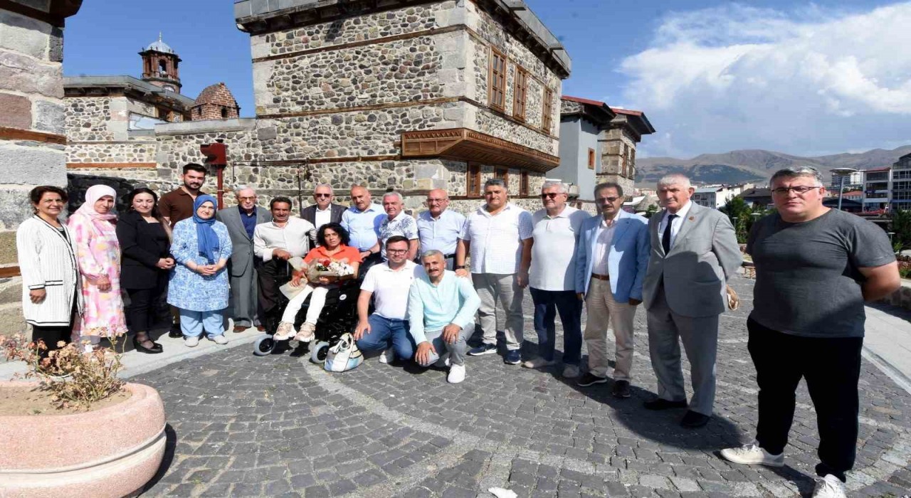 Erzurum Kent Konseyinden Esin Sarıaslana yapılan saldırıya kınama