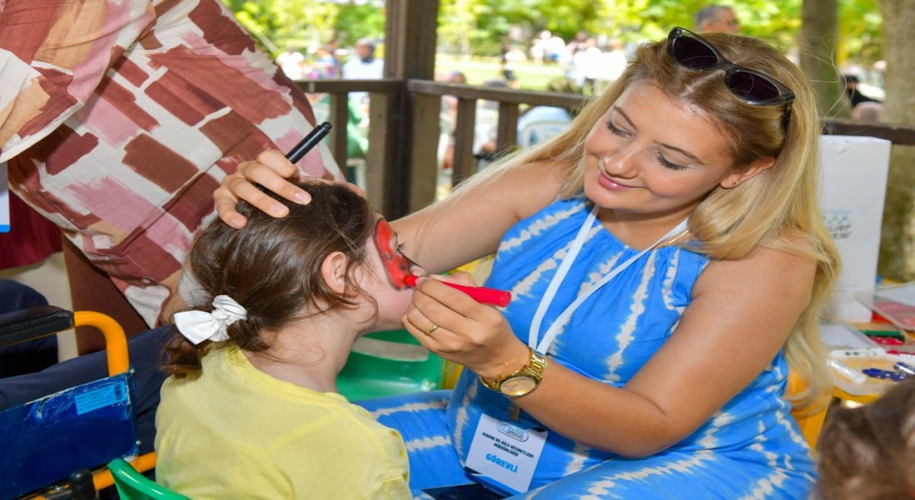 Esenyurt Belediyesinden kadınlara ve çocuklara özel piknik etkinliği
