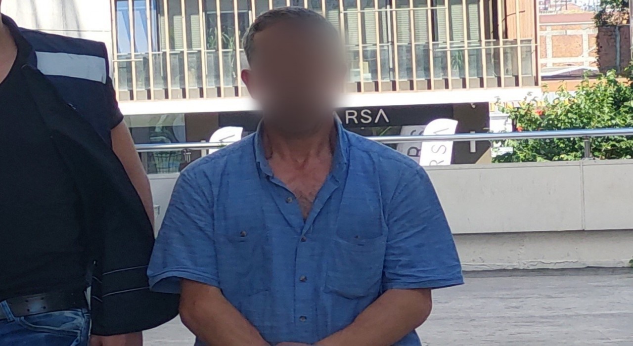 Eşinin boğazını sıkma iddiasına adli kontrol