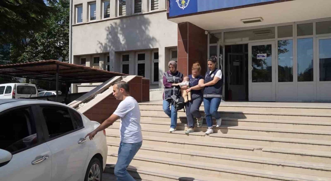 Evden 400 bin liralık ziynet eşyası çalan zanlı Kırıkkalede yakalandı